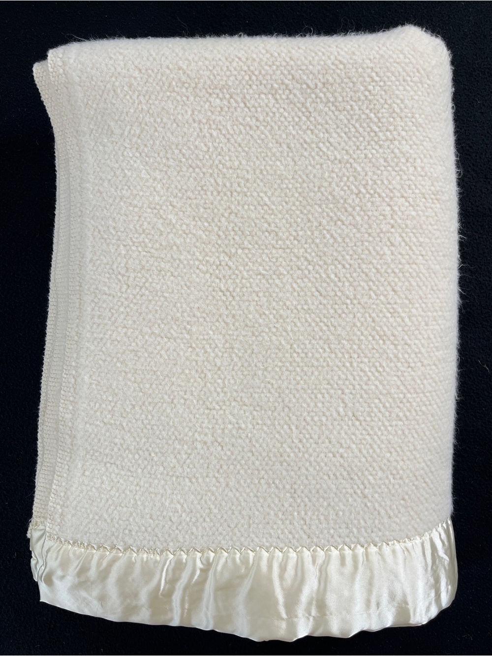 Vintage Fieldcrest Twin Touch Of Class Waffle Blanket Ivory Satin Trim 62x87 USA